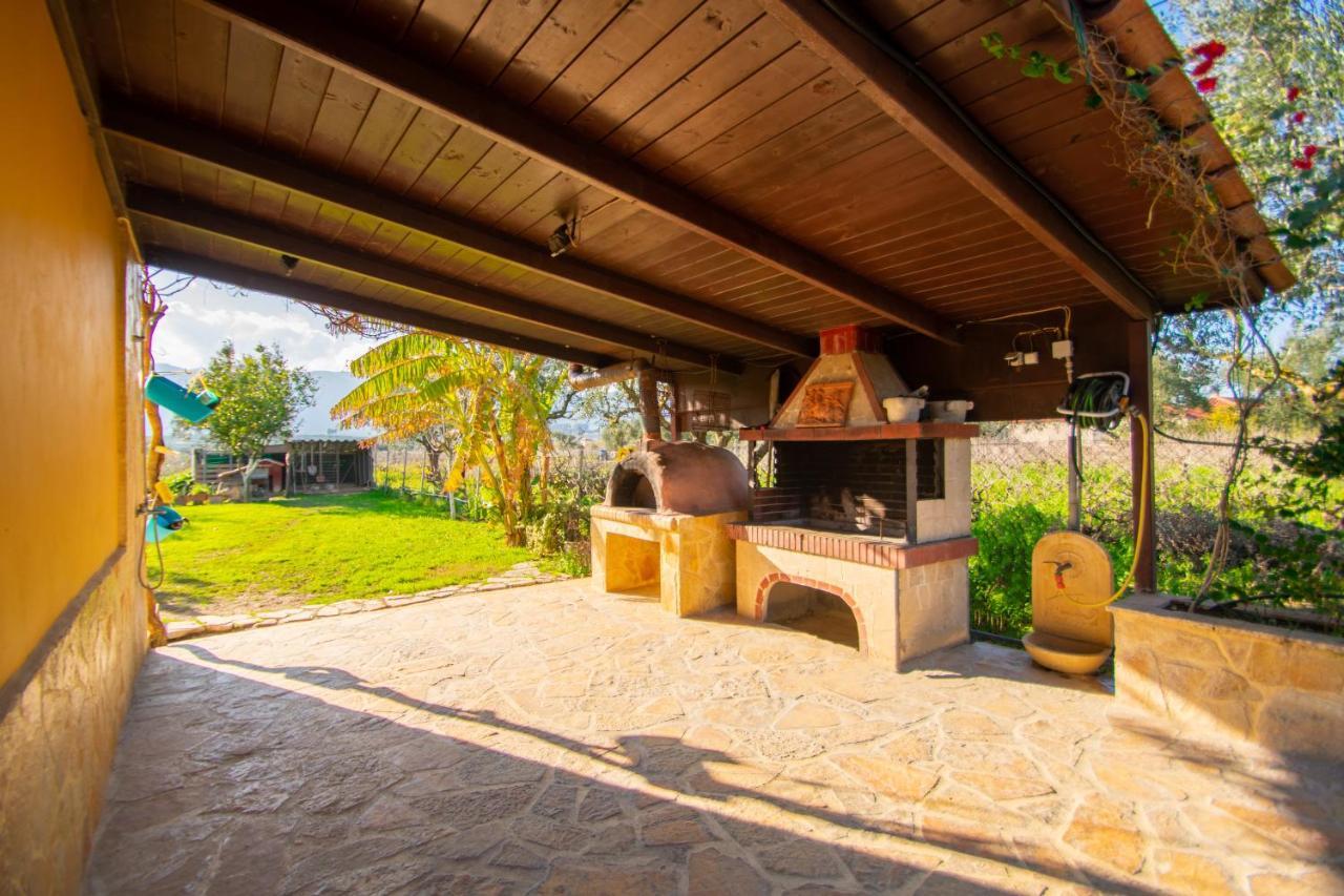 Loukas Farm House Agios Kirikos  Екстер'єр фото